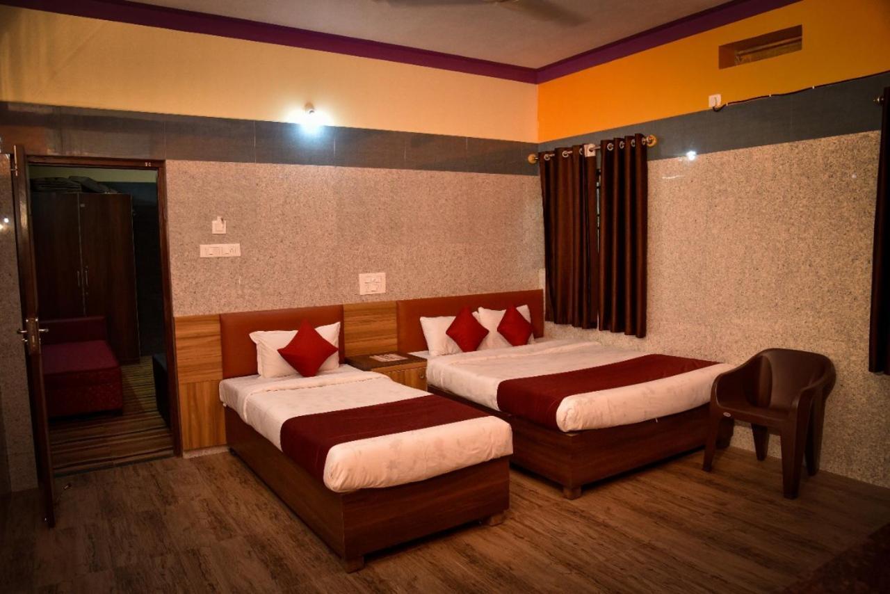Sree Varada International Gokarna  Bagian luar foto